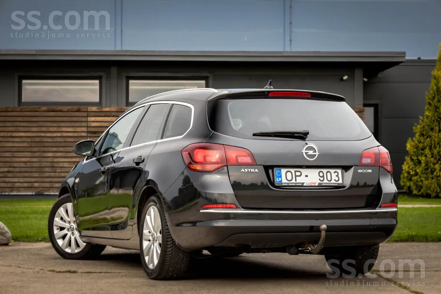 Opel Astra 2015 photo 4