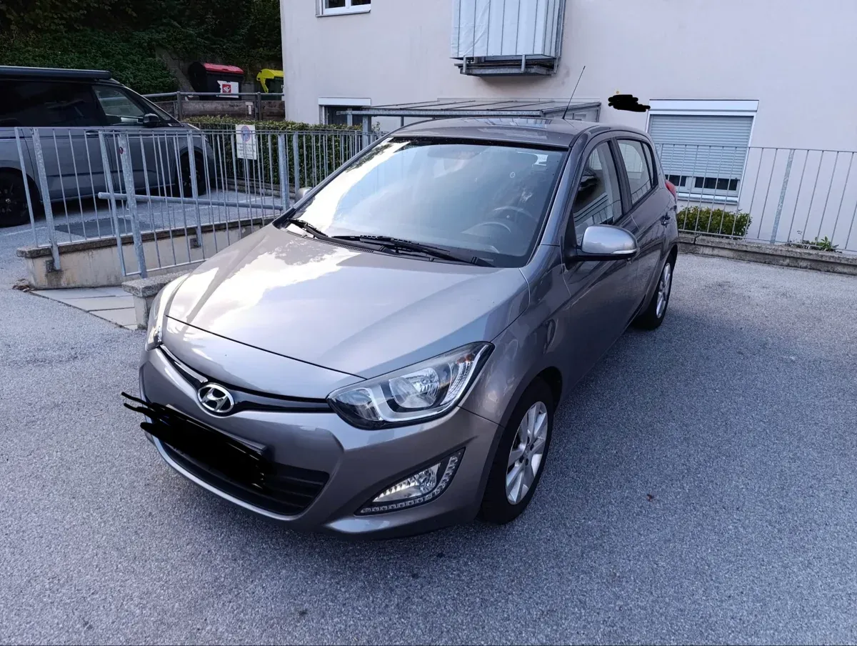 Hyundai I20
