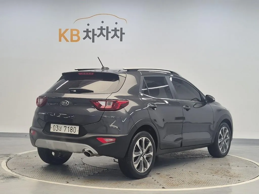 Kia Stonic 2018 photo 3