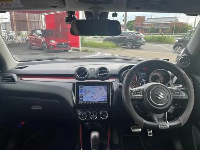 Suzuki Swift Sport 2021 photo 3