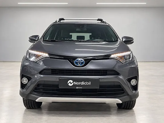 Toyota Rav4 2016 photo 2