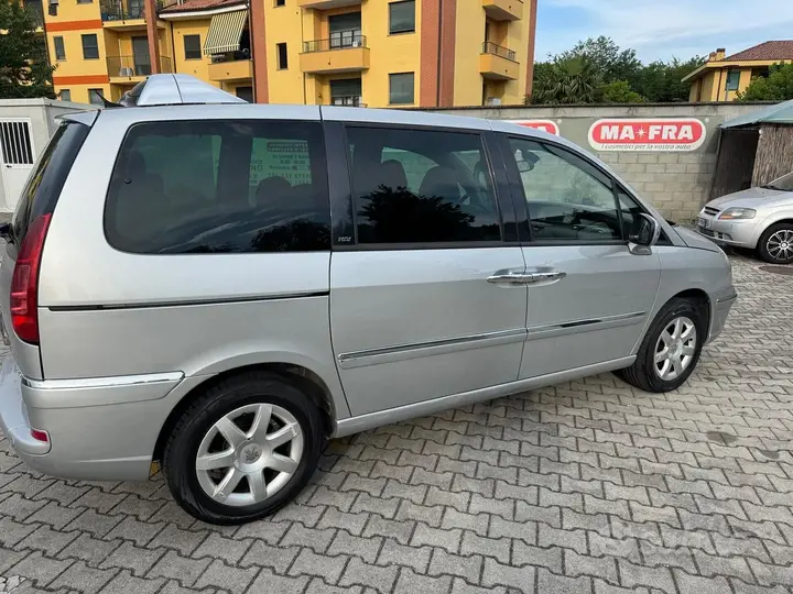 Peugeot 807 2012 photo 4