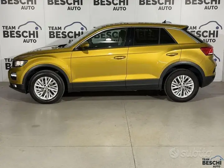 Volkswagen T-Roc 2019 photo 2
