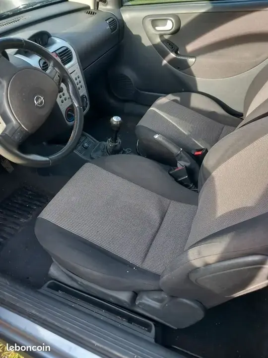 Opel Corsa 2004 photo 3
