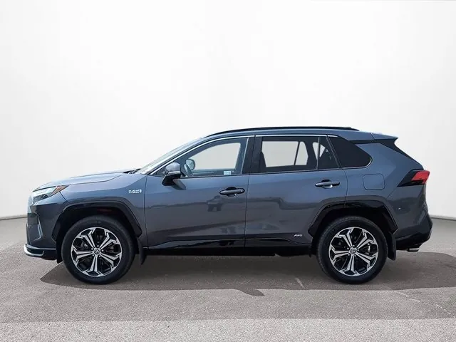 Toyota Rav4 2023 photo 3