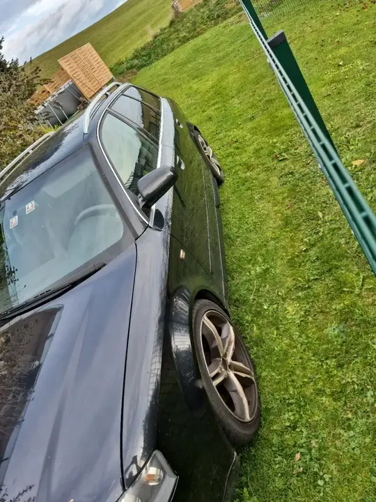 Audi A4 2002 photo 2