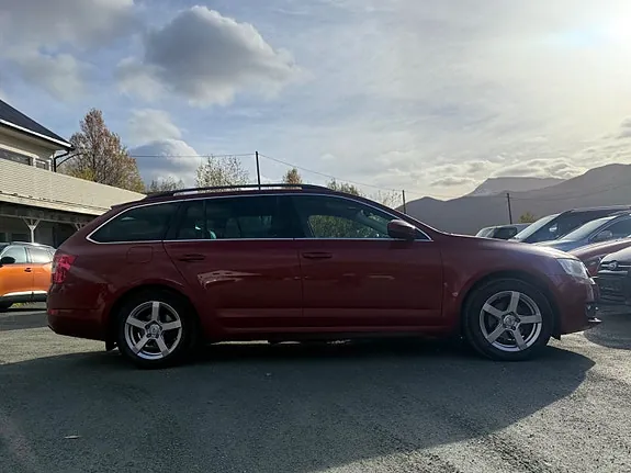 Skoda Octavia 2015 photo 5