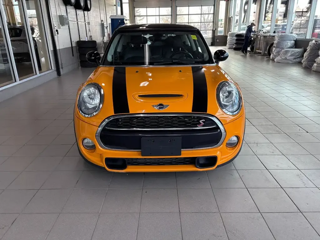 Mini Cooper Hardtop 2017 photo 2