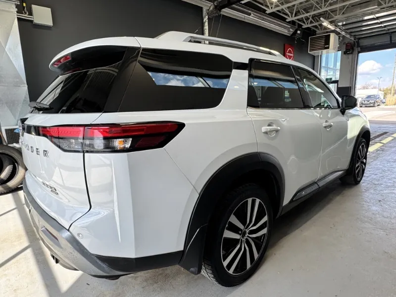 Nissan Pathfinder 2025 photo 4