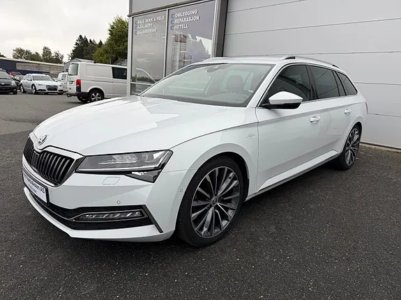 Skoda Superb 2019 photo 2