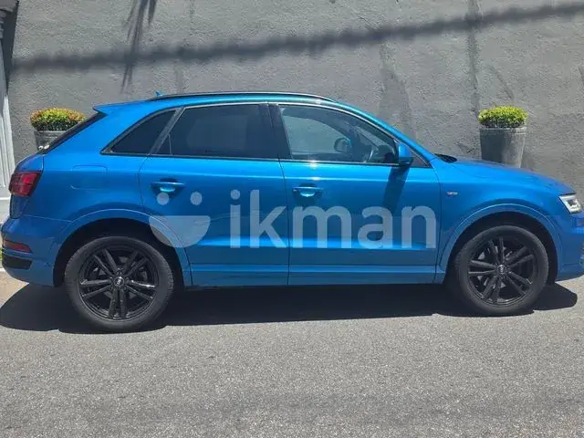 Audi Q3 2018 photo 2