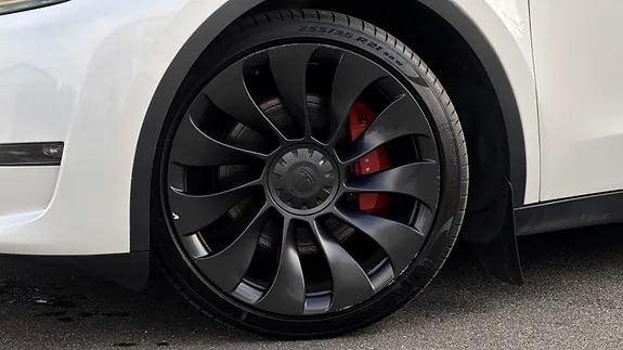 Tesla Model Y 2023 photo 3