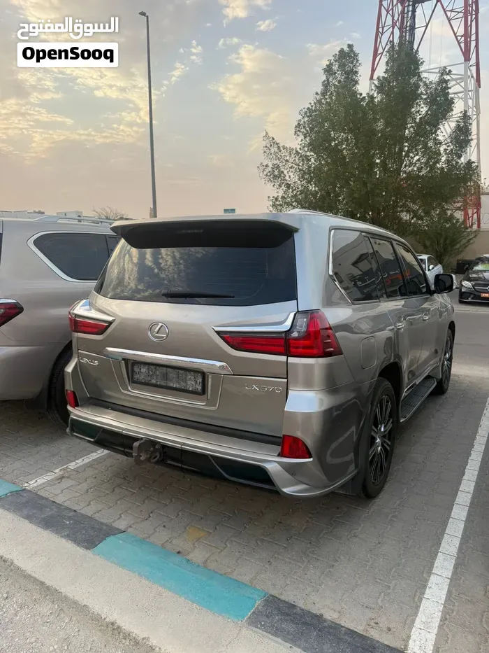 Lexus Lx 570 2018 photo 4