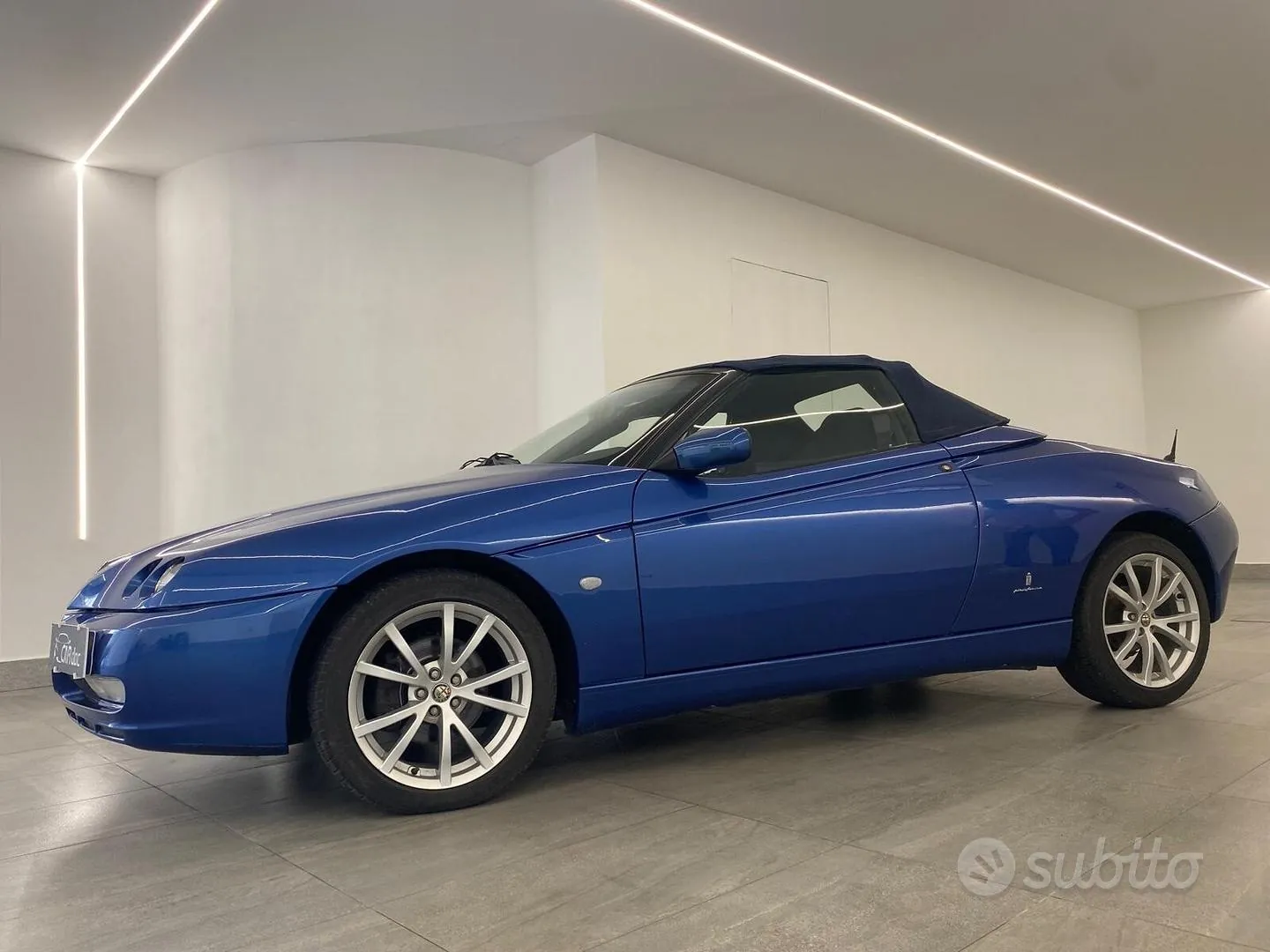 Alfa Romeo Gtv 2004 photo 4