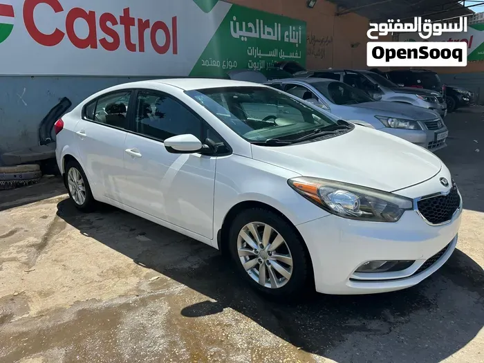 Kia Forte 2015 photo 2