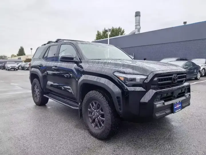 Toyota 4Runner 2026 photo 3