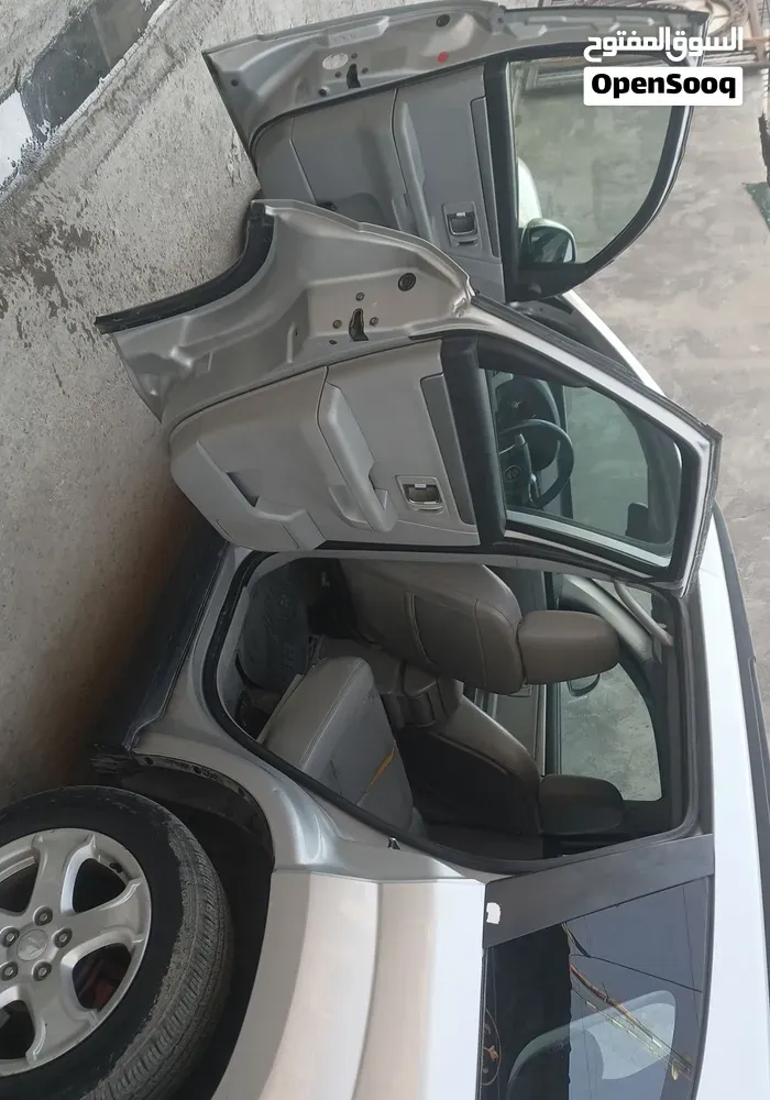 Suzuki Xl7 2008 photo 3