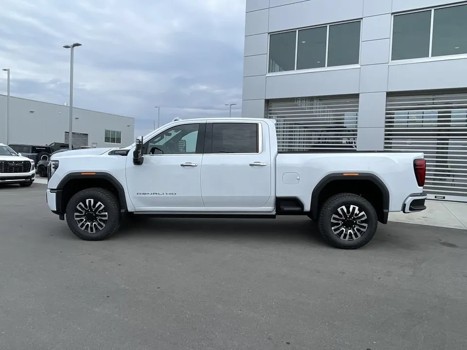 GMC Sierra 3500Hd 2026 photo 5