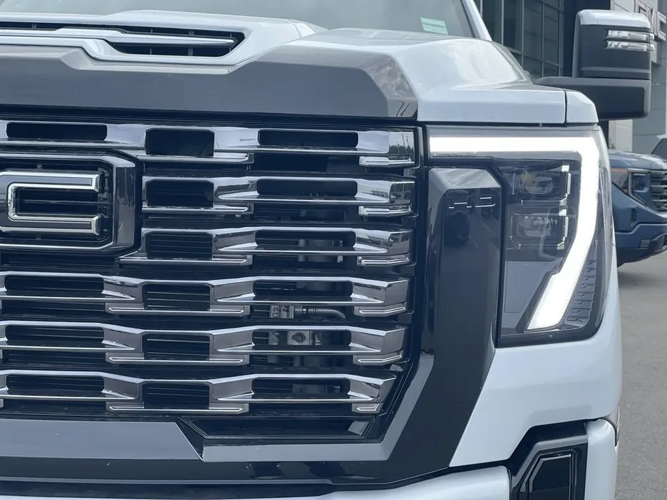 GMC Sierra 3500Hd 2026 photo 3