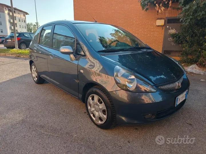 Honda Jazz 2008 photo 3