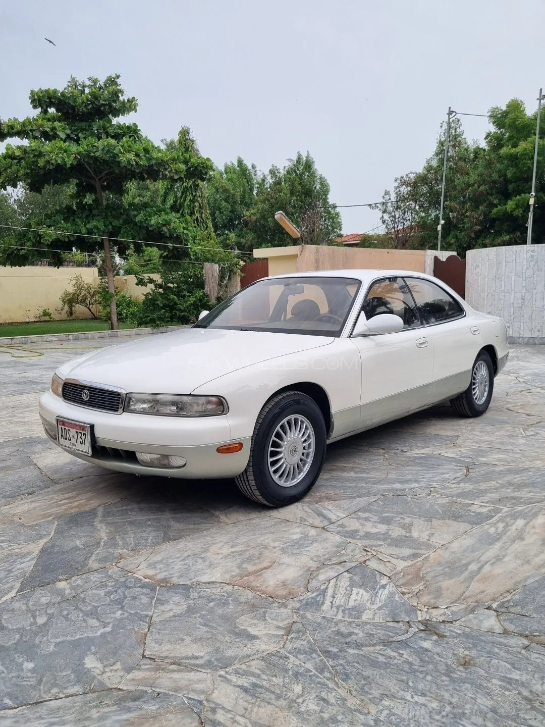 Mazda 929
