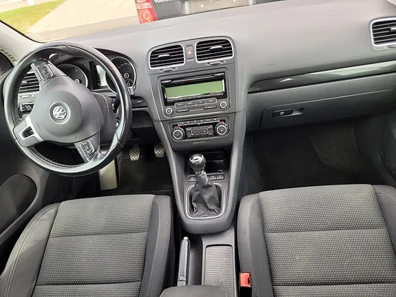 Volkswagen Golf 2009 photo 2