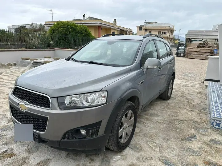 Chevrolet Captiva 2011 photo 2