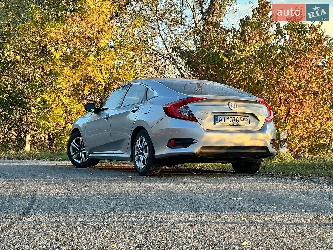 Honda Civic 2017 photo 2