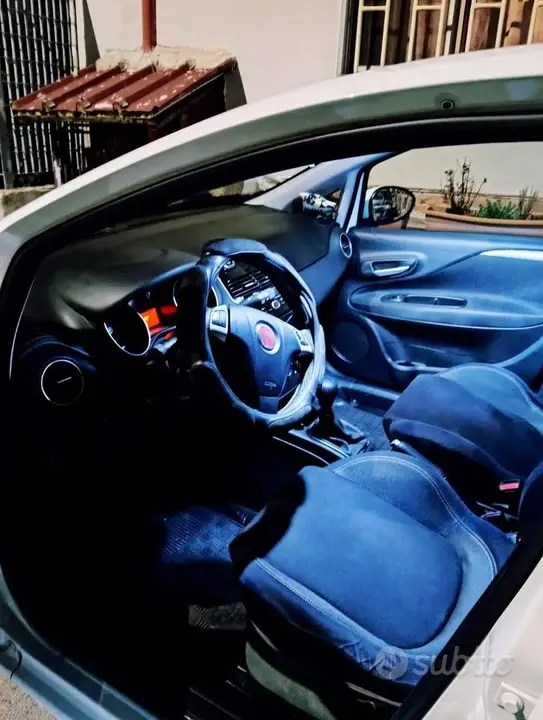Fiat Punto 2014 photo 5