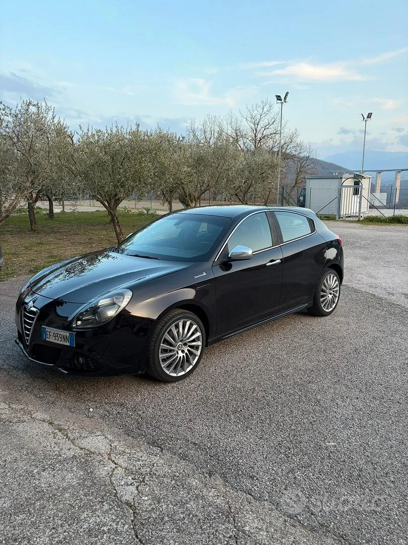 Alfa Romeo Giulietta 2010 photo 5