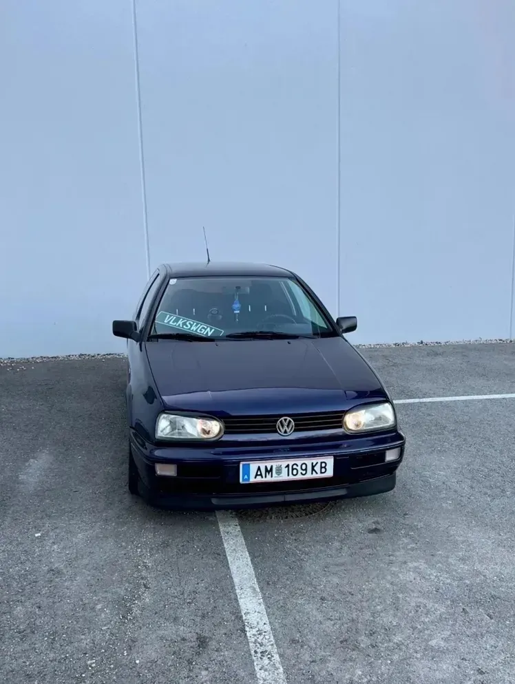 Volkswagen Golf 1997 photo 2