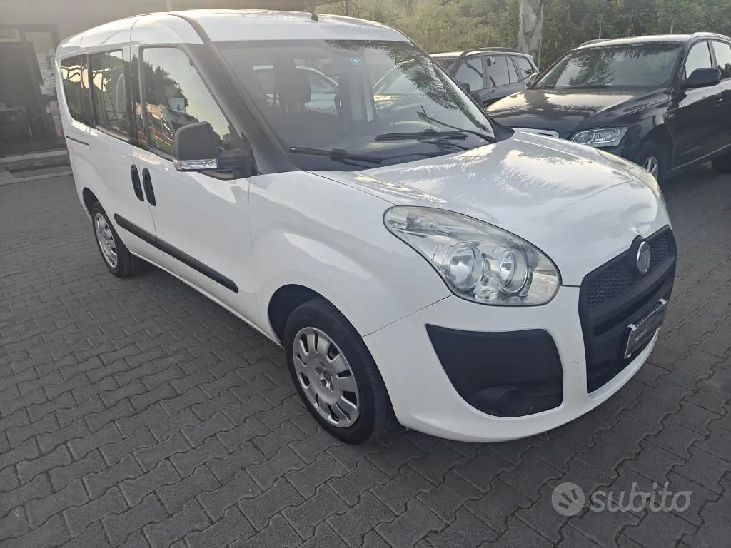 Fiat Doblo 2012 photo 3