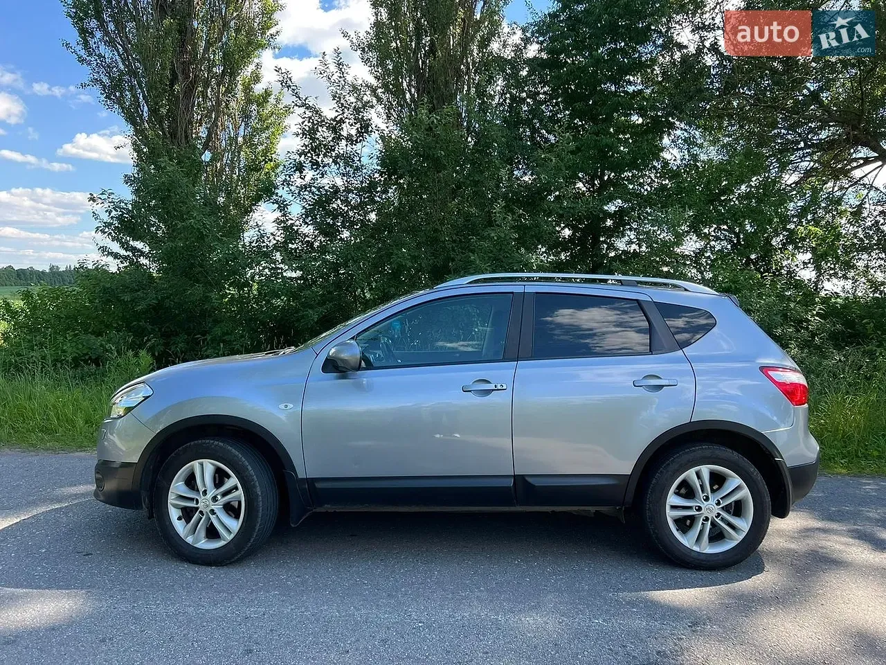 Nissan Qashqai 2010 photo 3