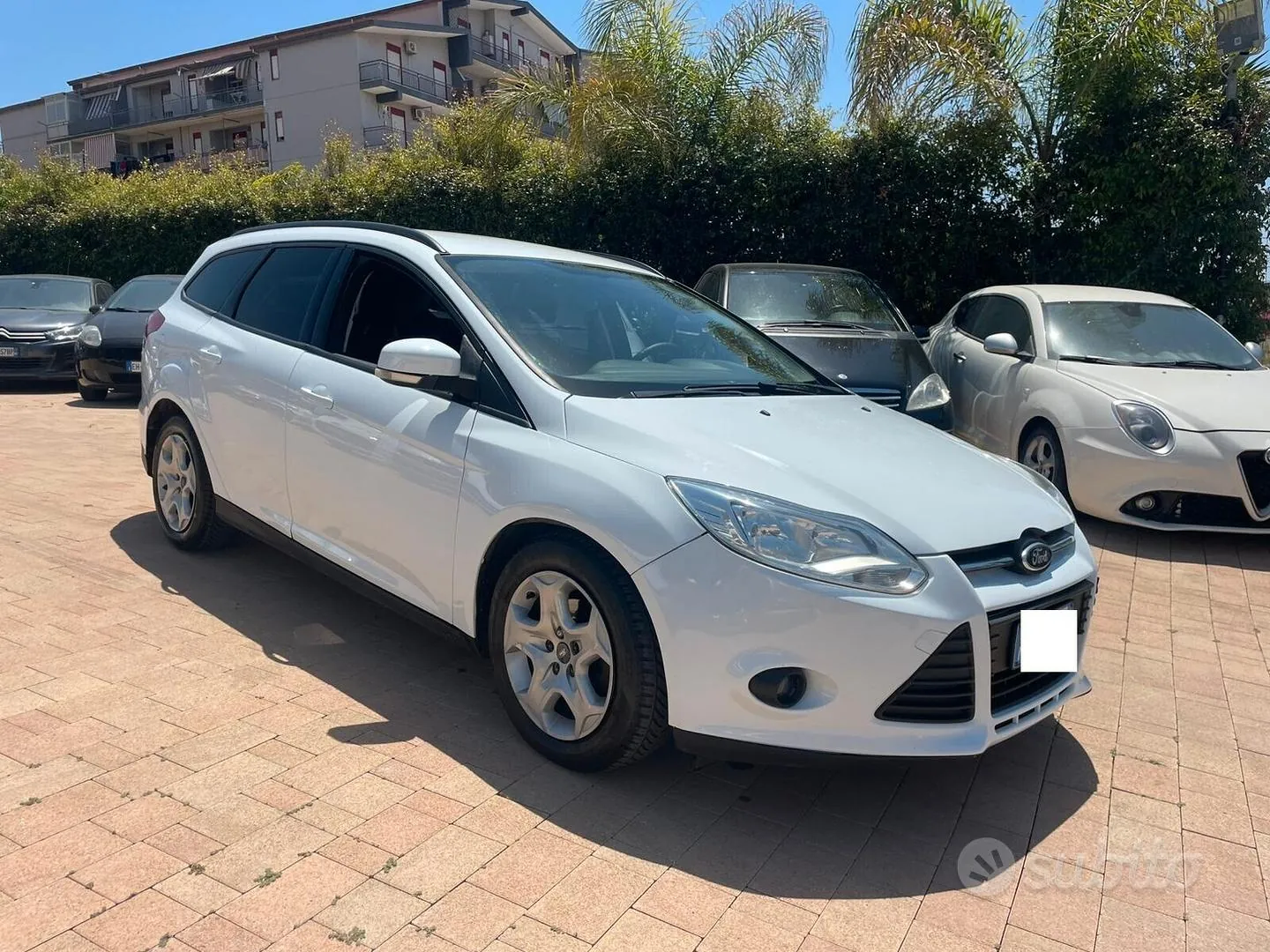 Ford Focus 2014 photo 2