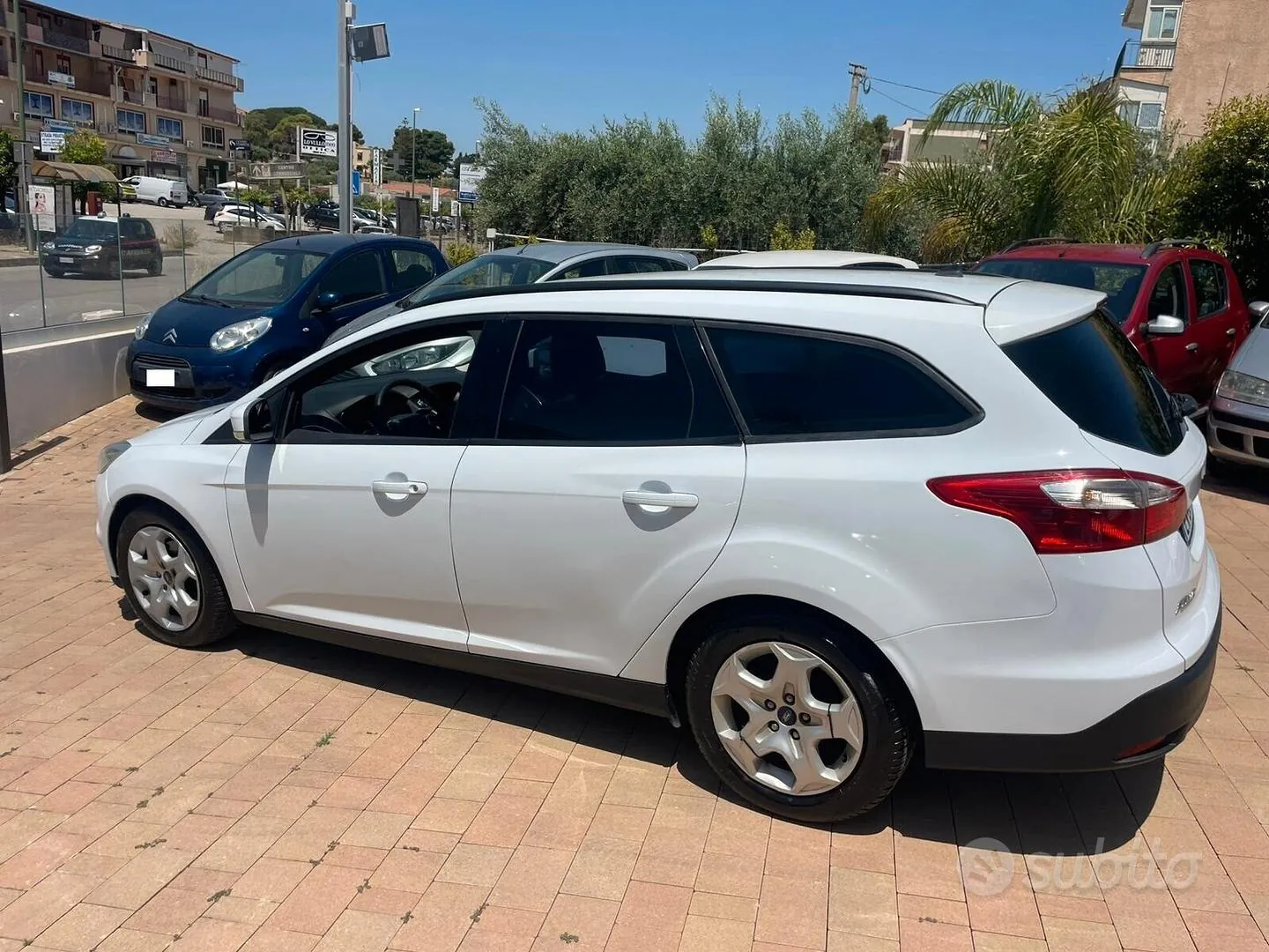 Ford Focus 2014 photo 4