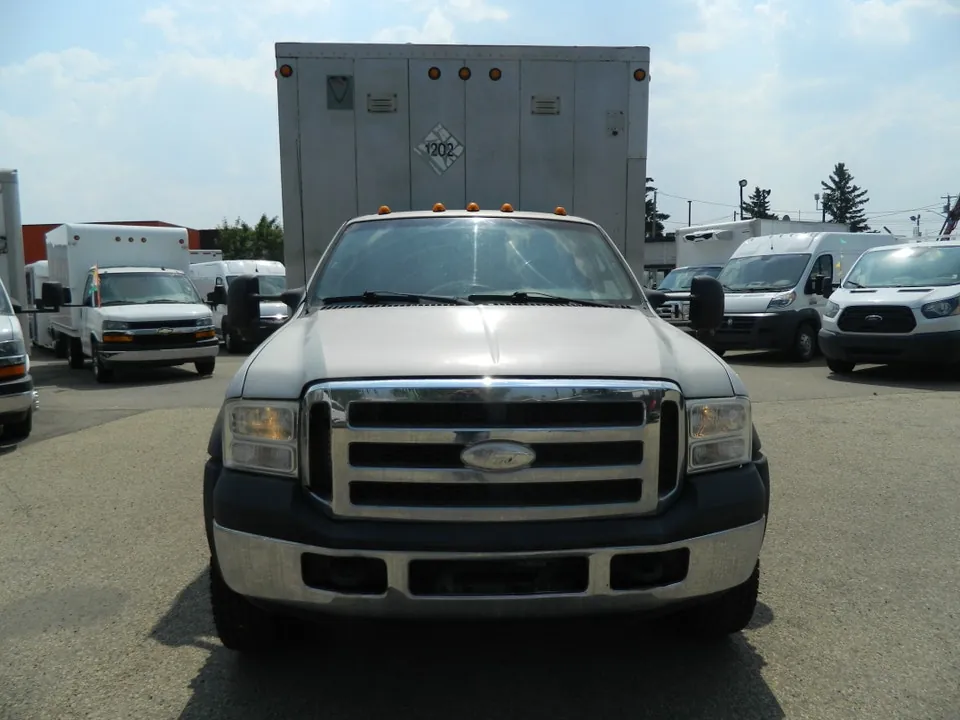 Ford F-550 2007 photo 3