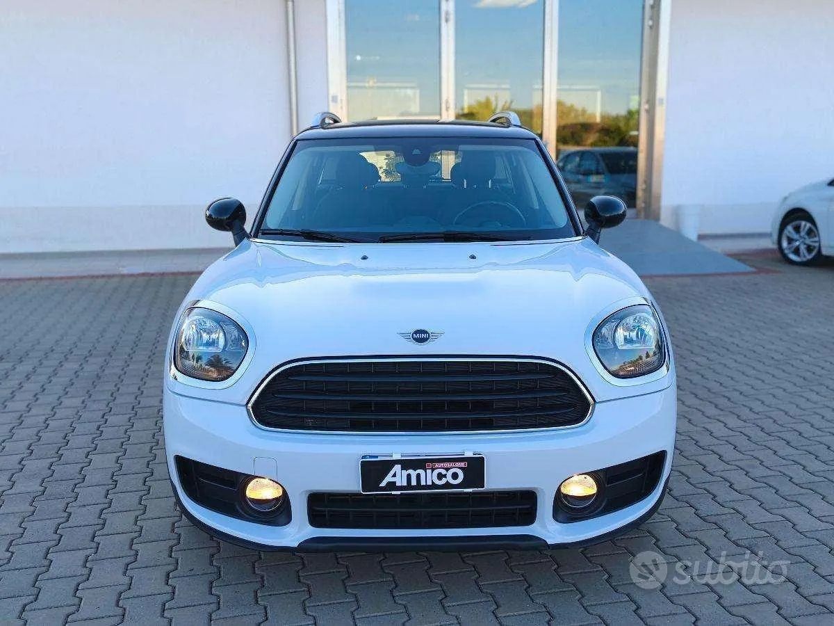 Mini Countryman 2018 photo 2