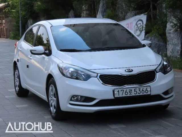 Kia K3 2014 photo 2