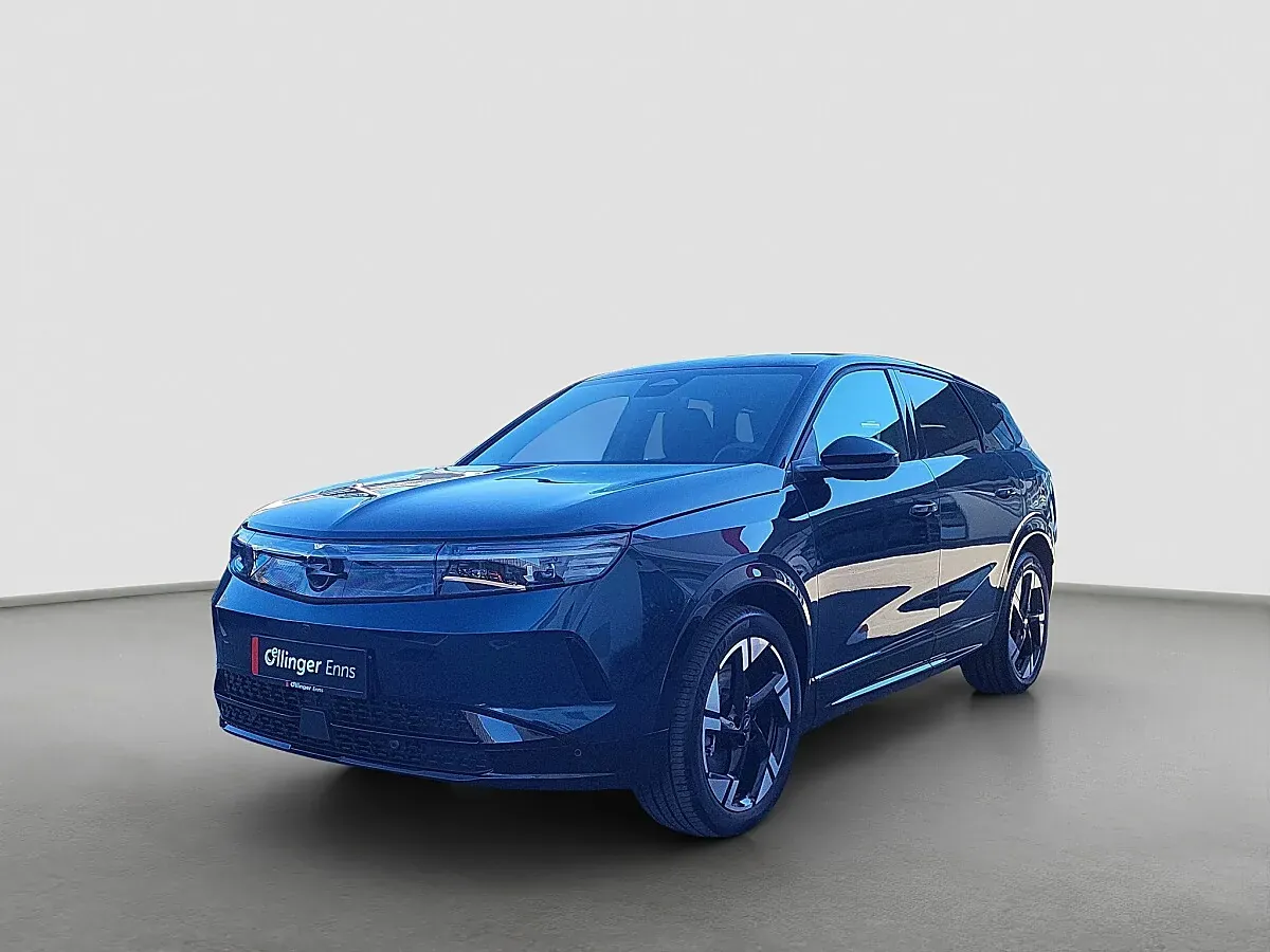 Opel Grandland photo 2