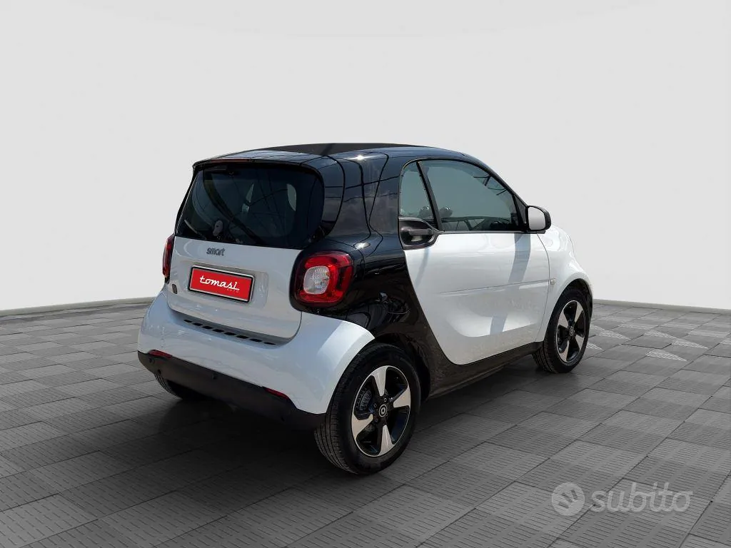 Smart Fortwo 2021 photo 5