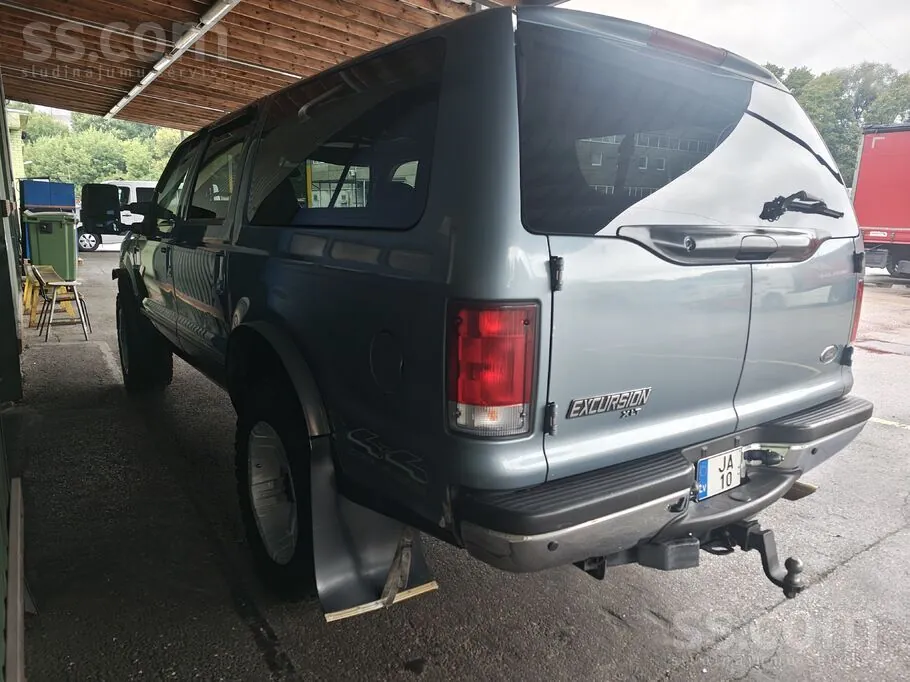 Ford Excursion 2000 photo 5