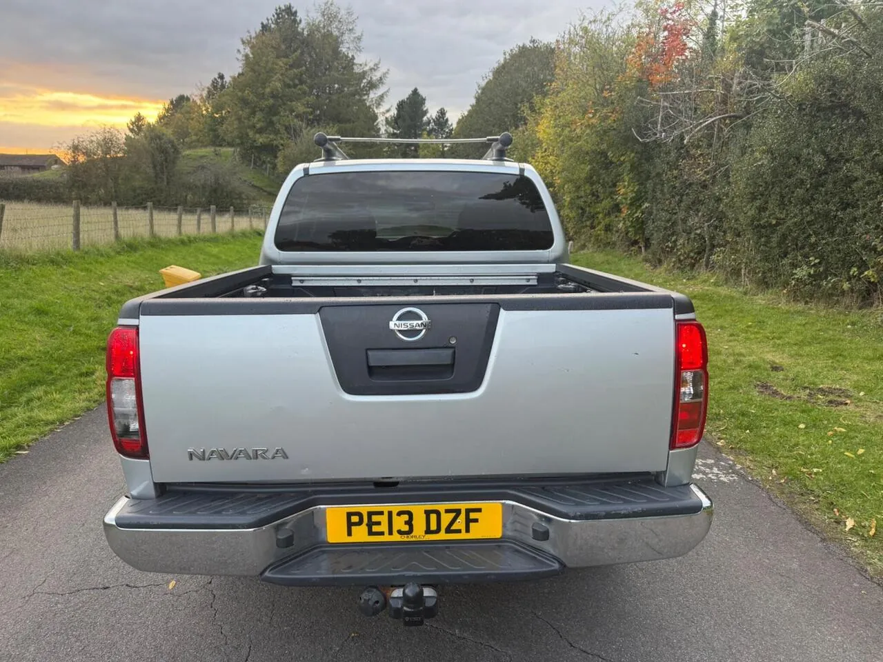 Nissan Navara 2013 photo 4