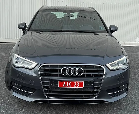 Audi A3 2015 photo 4