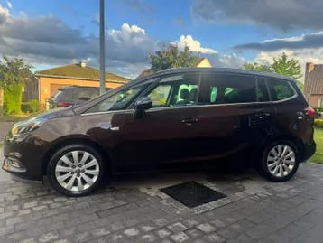 Opel Zafira 2017 photo 2