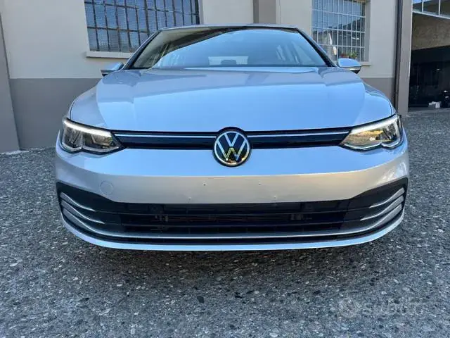 Volkswagen Golf 2021 photo 2