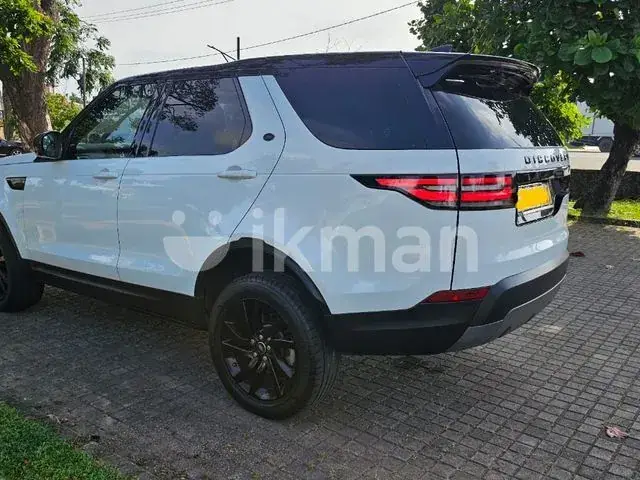 Land Rover Discovery 5 2017 photo 5