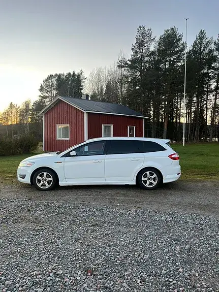 Ford Mondeo 2010 photo 5