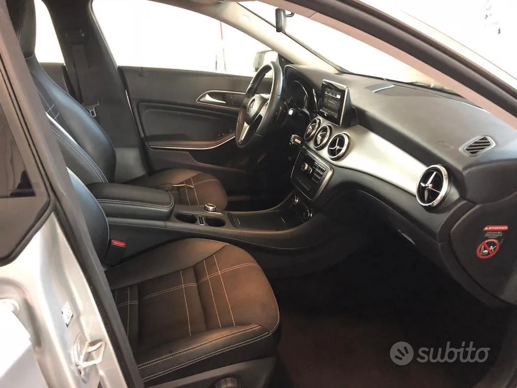 Mercedes-Benz Cla 2014 photo 2