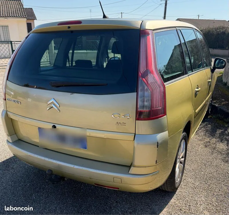 Citroen C4 Picasso 2008 photo 2