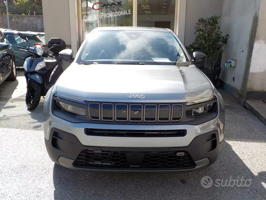 Jeep Avenger photo 2